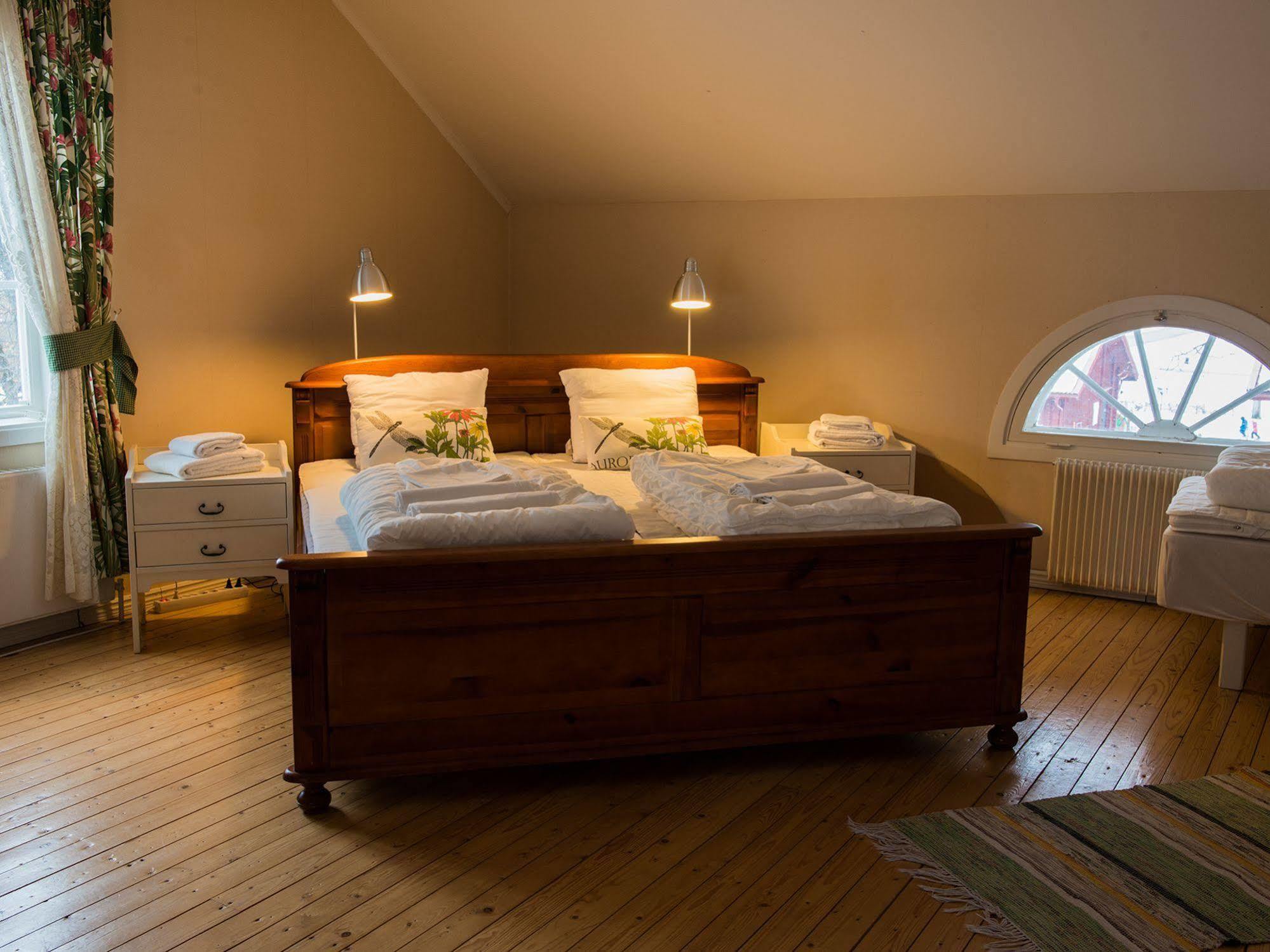 Prostgarden Bed & Breakfast Sunne Bagian luar foto