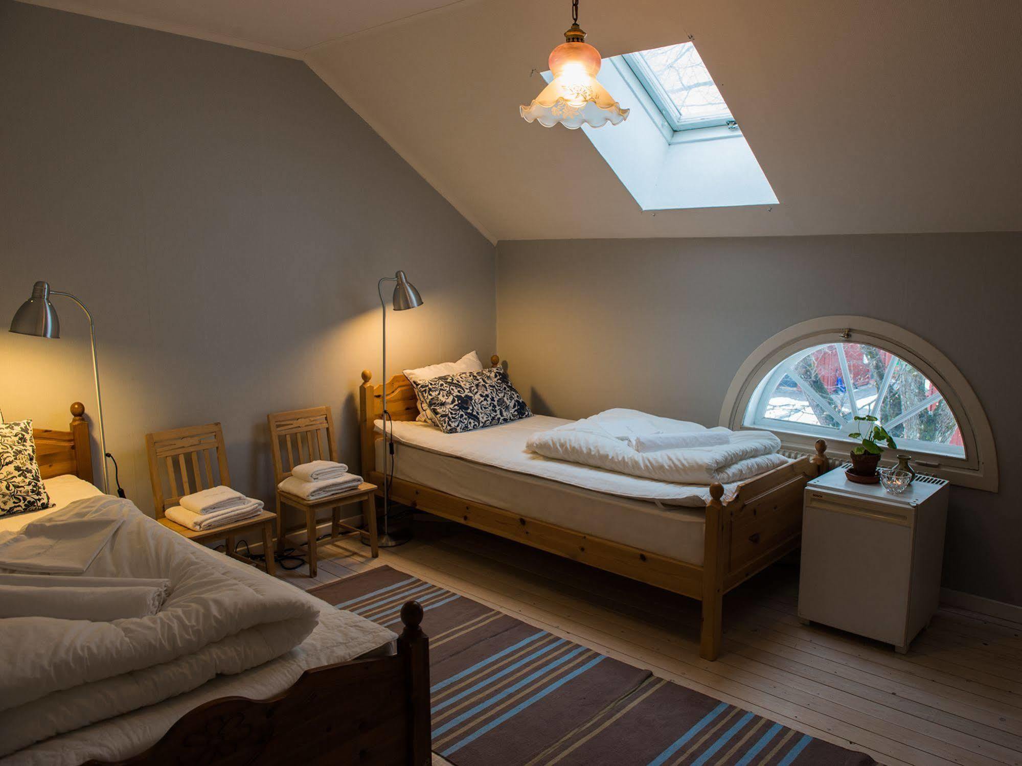 Prostgarden Bed & Breakfast Sunne Bagian luar foto