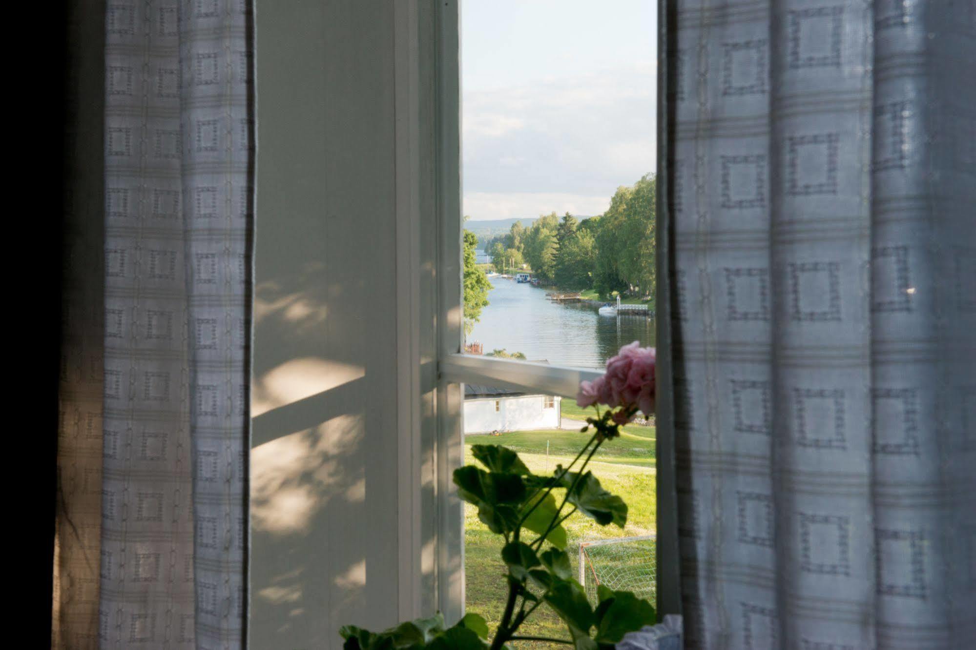 Prostgarden Bed & Breakfast Sunne Bagian luar foto